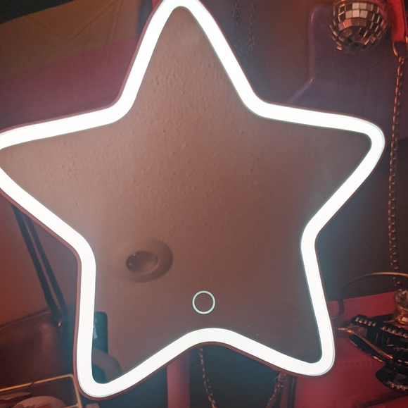 Jeffree Star LED rechargeable makeup mirror - Picture 2 of 10